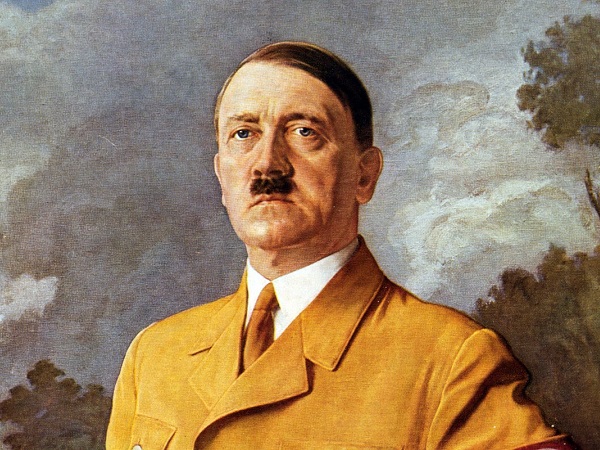 Vì sao trùm phát xít Hitler bắt chước ria mép của Vua hề Sác-lô?