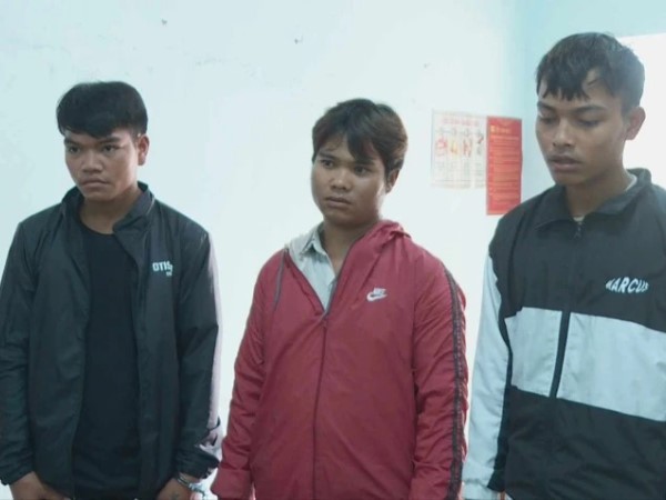 Nhóm trai làng bị điều tra hành vi giết người chỉ vì tiếng nẹt pô xe máy