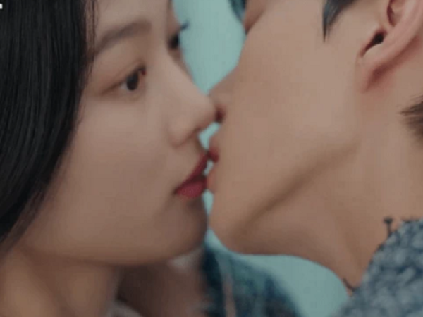 Nụ hôn đầu gây sốt của Song Kang và Kim Yoo Jung trong phim hot "My demon"