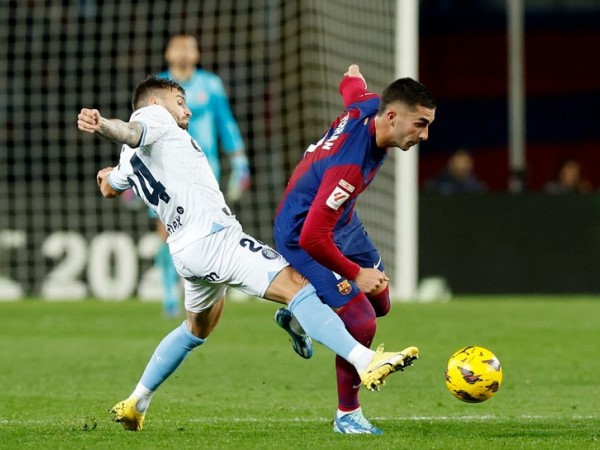 Girona gây sốc khi đè bẹp Barca, chiếm đỉnh bảng La Liga