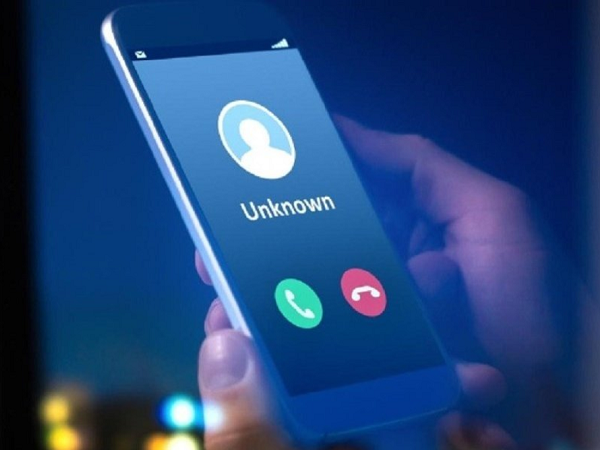 Nghe điện thoại, nếu có dấu hiệu này, cúp máy ngay kẻo bị lừa sạch tiền