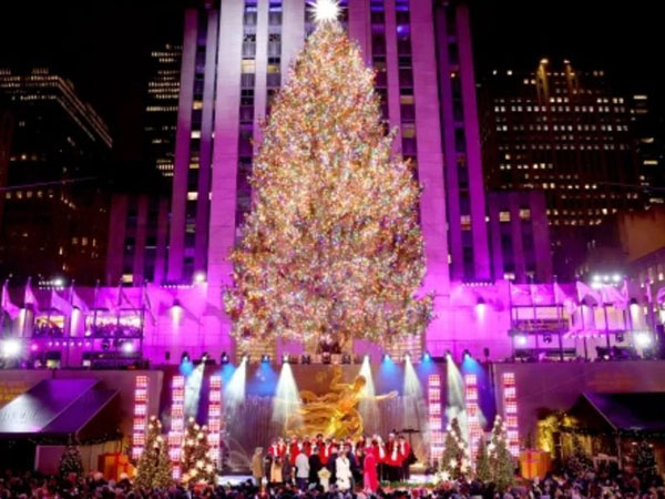 Khám phá cây thông Giáng sinh của gia tộc Rockerfeller: Có gì đặc biệt tới nỗi người dân New York mong chờ?