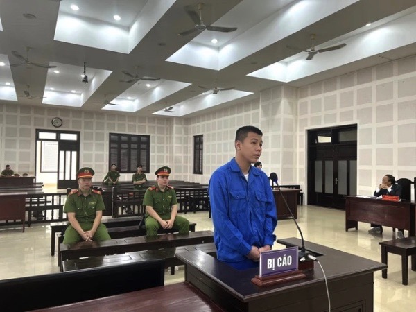 Nam thanh niên đâm chết người xúi vợ ly hôn mình