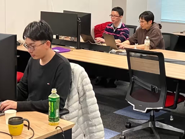 Công ty trả lương để nhân viên ăn trưa với đồng nghiệp