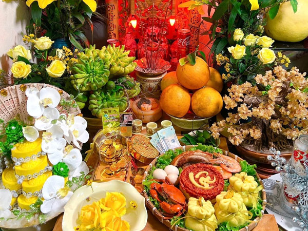 Bàn thờ Thần tài đừng chỉ cúng xôi thịt bánh kẹo, dâng thêm thứ này gia chủ phát tài