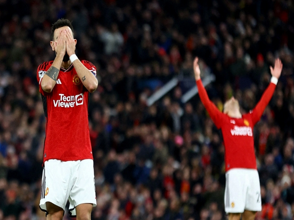 Kết quả Cúp C1 châu Âu 13/12: Bayern tiễn MU rời giải trong nước mắt