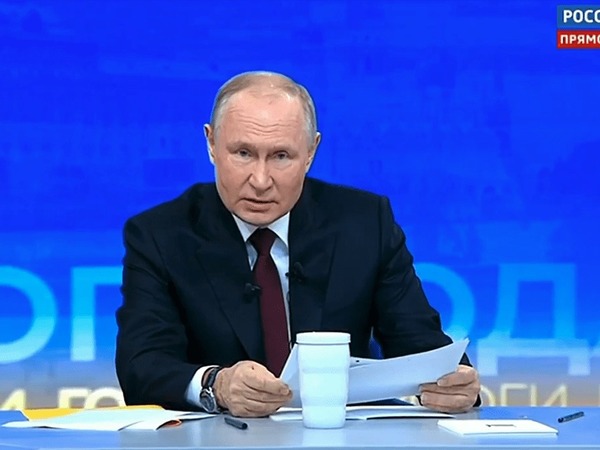 Họp báo quốc tế, Tổng thống Putin nói xung đột với Ukraine 'sắp kết thúc'