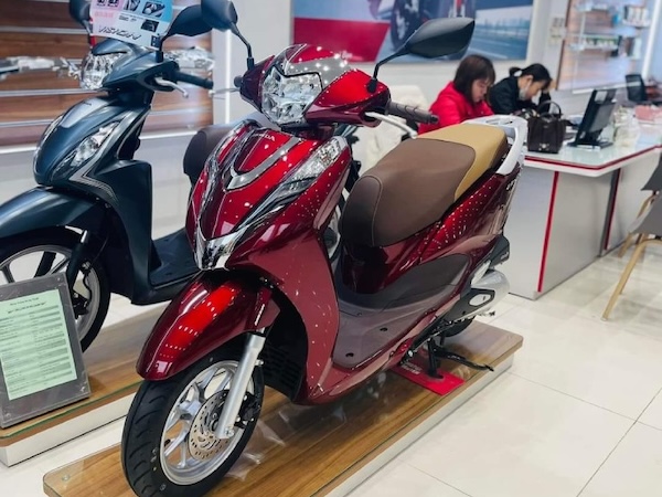 Giá Honda LEAD giữa tháng 12/2023, giảm dưới đề xuất gần 2 triệu đồng