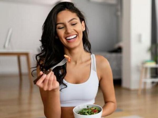 4 mẹo ăn kiêng giúp giảm cân và 'đánh tan' mỡ bụng cứng đầu