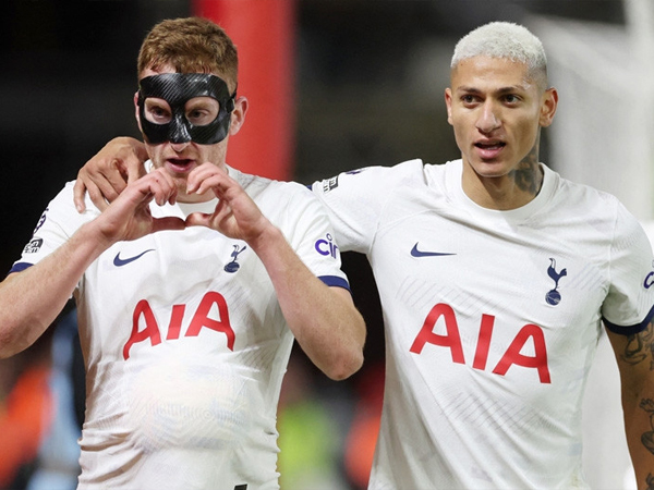 Tottenham tiếp đà thắng nhờ sự tỏa sáng của Kulusevski