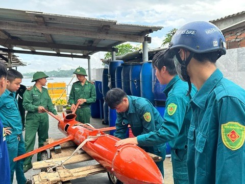 Ngư dân phát hiện vật thể lạ, nghi thiết bị bay không người lái