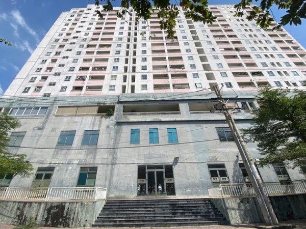 TP HCM: Điều tra nguyên nhân người phụ nữ mang thai 4 tháng tử vong bất thường ở chung cư