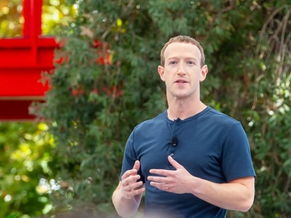 Tỷ phú Facebook chi hàng trăm triệu USD xây hầm trú ẩn ngày tận thế