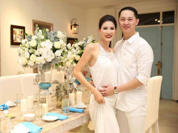 Hôn nhân của Trang Trần và người chồng kín tiếng: Số lần gặp nhau mỗi năm chỉ đếm trên đầu ngón tay