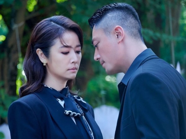Hoắc Kiến Hoa bị chỉ trích 'ăn bám vợ', Lâm Tâm Như bênh vực chồng ra sao?