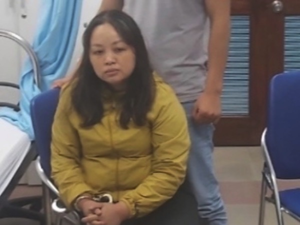 Hẹn đương sự vào bệnh viện để cầm tiền hối lộ, nữ chấp hành viên bị phạt 4 năm 6 tháng tù