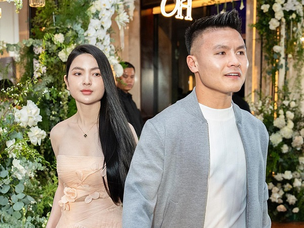 Chuyện tình Quang Hải và Chu Thanh Huyền: 3 năm yêu nhau đầy sóng gió và cái kết ngọt ngào