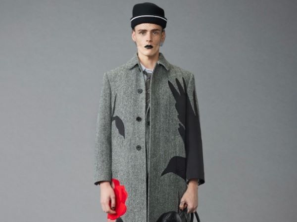 Những người đàn ông mặc váy của Thom Browne được xây dựng dựa trên tác phẩm kinh điển