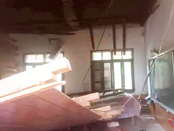 Vụ sập trần lớp: Học sinh kể phút hoảng loạn chạy ra ngoài kêu cứu