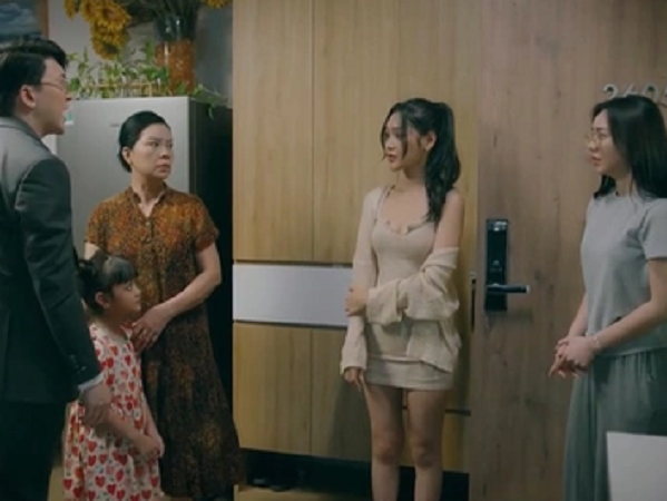 Chúng ta của 8 năm sau tập 21: Thấy chồng mắng 'tiểu tam', Nguyệt vội vàng thay chồng xin lỗi