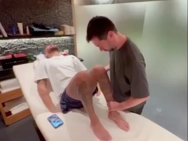 Neymar khóc thét vì đau đớn trong buổi trị liệu