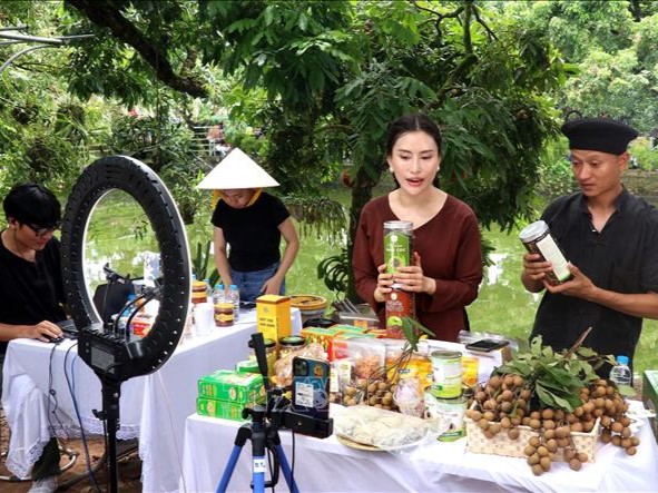 TikTok tiết lộ gây sốc về lượng người Việt xem video và 'chốt đơn' mỗi ngày