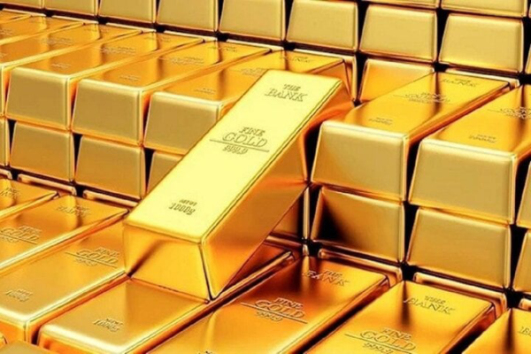 Giá vàng kỷ lục 77 triệu, có nên ‘ôm’ 4 tỷ tiền dưỡng già đi mua vàng?