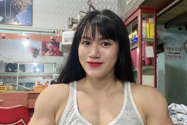 'Búp bê cơ bắp cuồn cuộn' ở Đồng Nai lấy chồng điển trai làm ngân hàng, ngày về ra mắt cha mẹ phản ứng bất ngờ