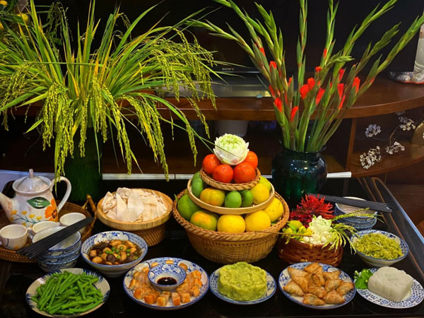 Ngày Rằm nên thắp hương vào 2 khung giờ 'vàng' này để đắc tài đắc lộc
