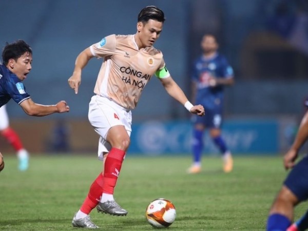 Hai cầu thủ Công an Hà Nội vào top 5 Quả bóng vàng 2023