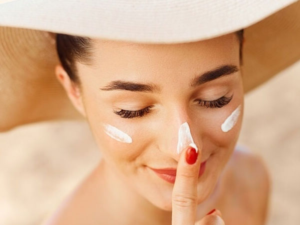 Những mẹo chăm sóc da cho cô nàng bận rộn mùa cuối năm