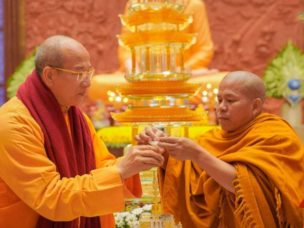 Yêu cầu chùa Ba Vàng gỡ bỏ tất cả nội dung giới thiệu xá lợi tóc Đức Phật