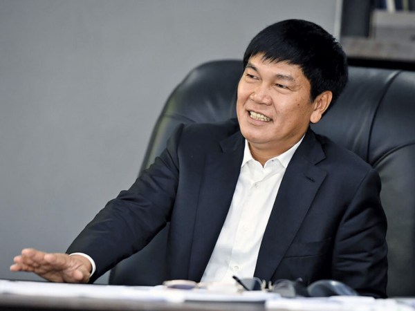 ‘Ông lớn’ lấy lại vị thế, cổ phiếu 'tí hon' gây sốc sàn chứng khoán