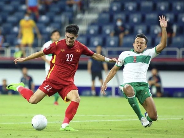 Trận Việt Nam - Indonesia đá tới nửa đêm