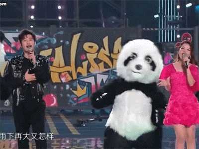 Chi Pu sánh đôi bên Huỳnh Hiểu Minh: Diễn cùng các chú gấu trúc khổng lồ siêu đáng yêu, fan Trung 'bùng nổ'!