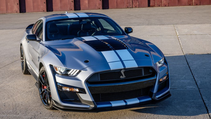 Chủ xe Ford Mustang GT kêu trời vì chi phí nuôi ô tô quá đắt đỏ