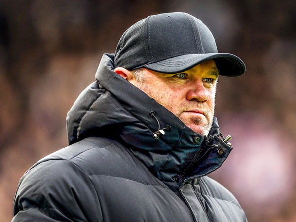 Wayne Rooney bị sa thải sau 83 ngày làm HLV