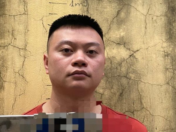Bắc Giang: Một phụ nữ bị 3 người đàn ông bắt cóc, kéo lên xe ô tô chở đi