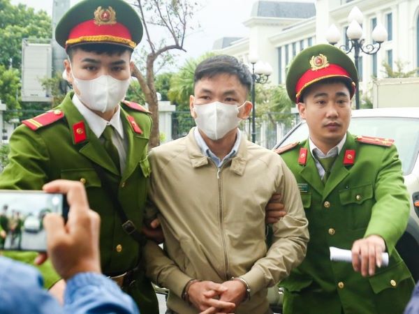 Phó Tổng giám đốc Việt Á luôn mang theo tiền tỷ để sẵn sàng chi 'cám ơn'