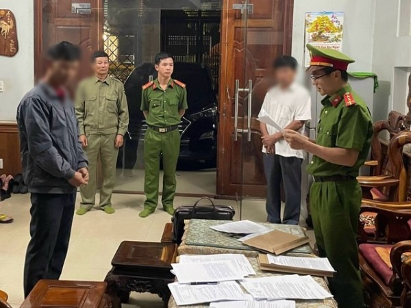 Bắt nguyên trưởng phòng giáo dục ở Đắk Nông