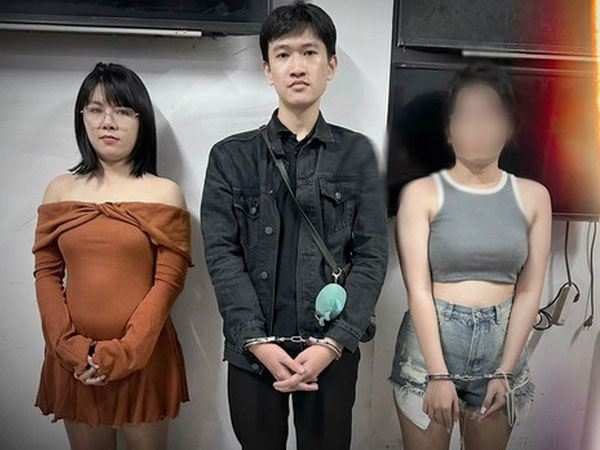Bắt nhóm sugar baby dàn cảnh cướp tài sản của sugar daddy dỏm