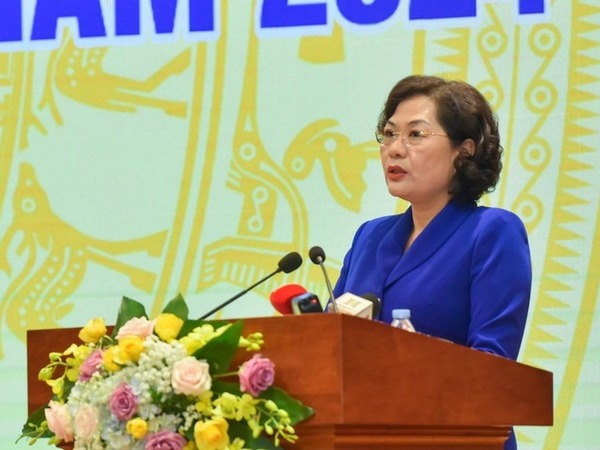 Thống đốc: Lãi suất năm 2024 tiếp tục giảm
