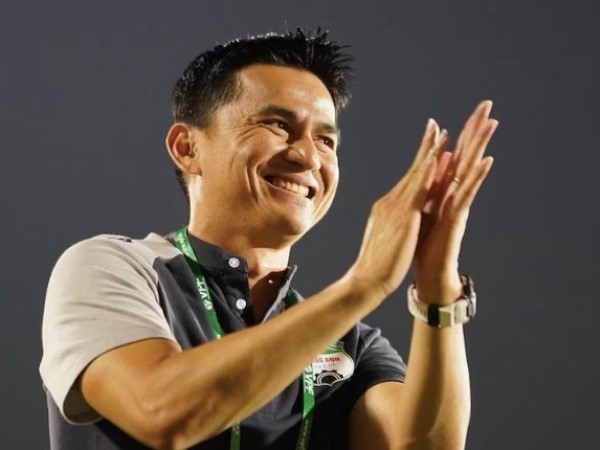 Công an Hà Nội FC ký hợp đồng với HLV Kiatisak
