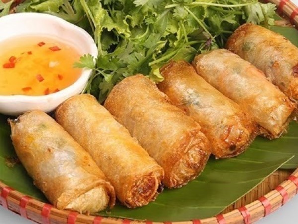 Mẹo rán nem giòn rụm cho ngày Tết