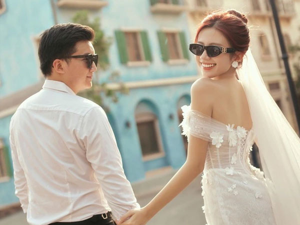 Danh tính chồng sắp cưới của Ngọc Huyền - hot girl phim Việt giờ vàng: Sinh năm 2000, cháu trai nghệ sĩ nổi tiếng