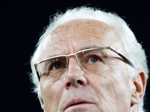 Giới bóng đá tiếc thương sự ra đi của 'Hoàng đế' Beckenbauer
