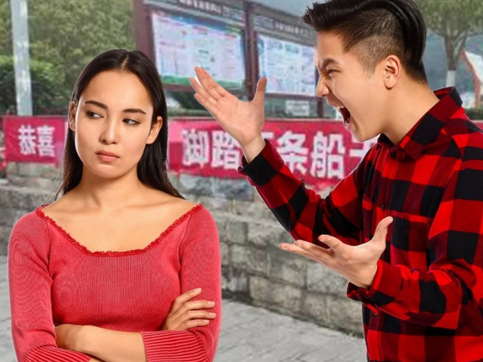 Thanh niên Trung Quốc bị bắt vì chăng biểu ngữ cáo buộc bạn gái cũ ngoại tình