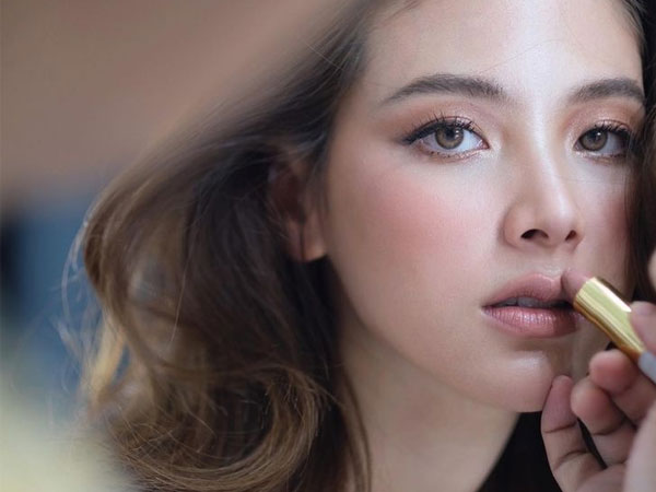 Bạn phù hợp với phong cách trang điểm dự tiệc của quốc gia nào?