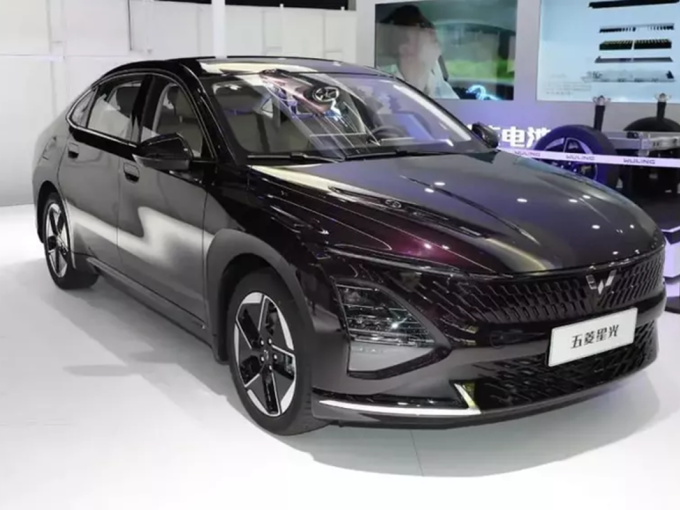 Wuling Starlight từ 288 triệu đồng "cháy hàng", liệu có về Việt Nam?