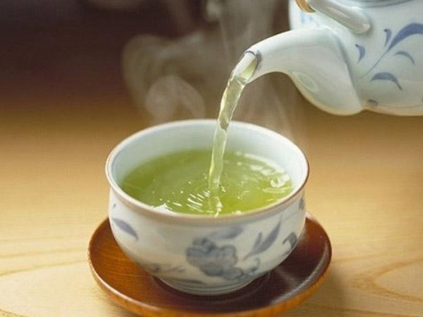 Thói quen ăn xong là uống ngay tách trà nóng có tốt không?